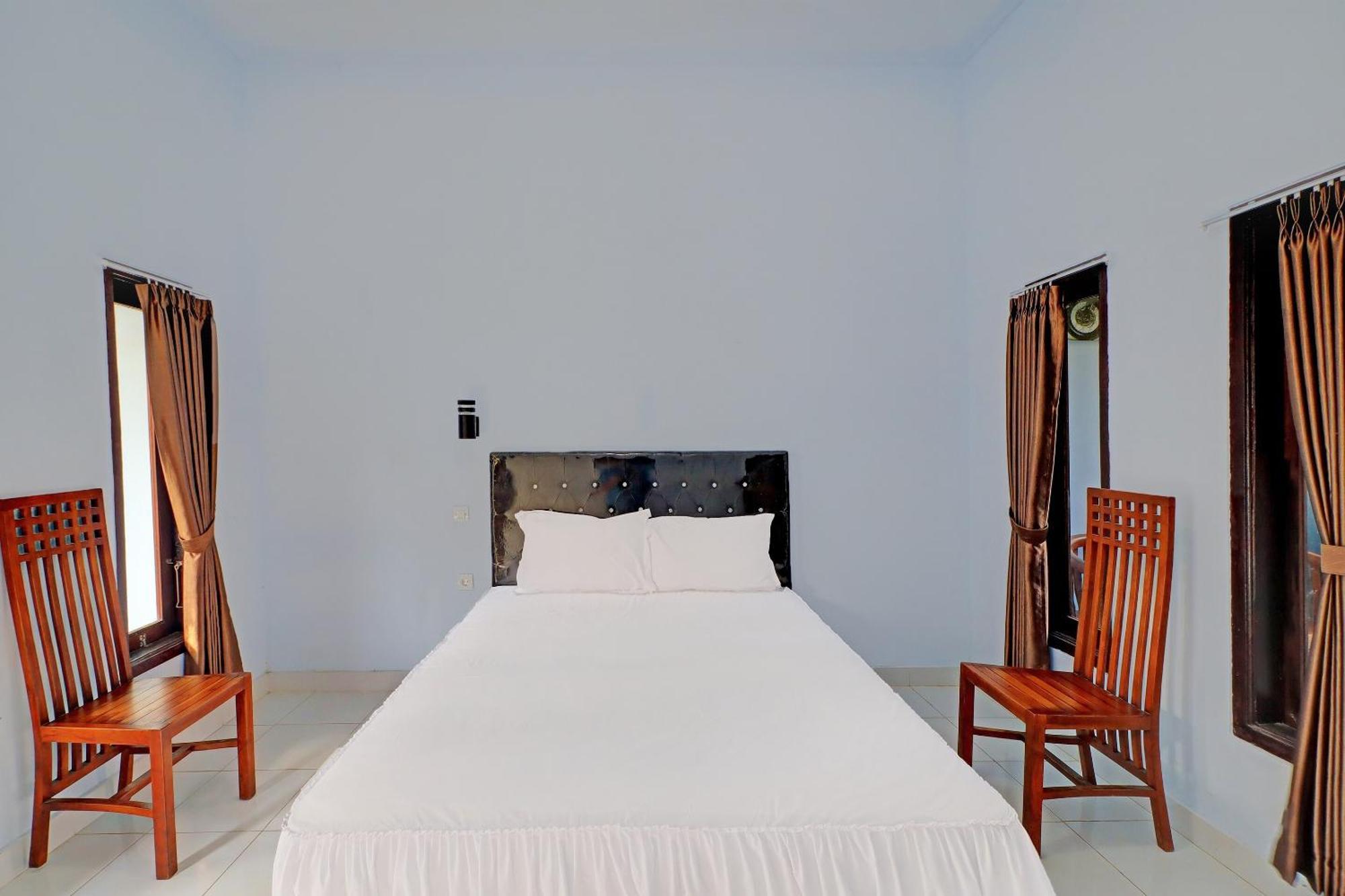 Oyo 92401 Hotel Mustika Negara  外观 照片