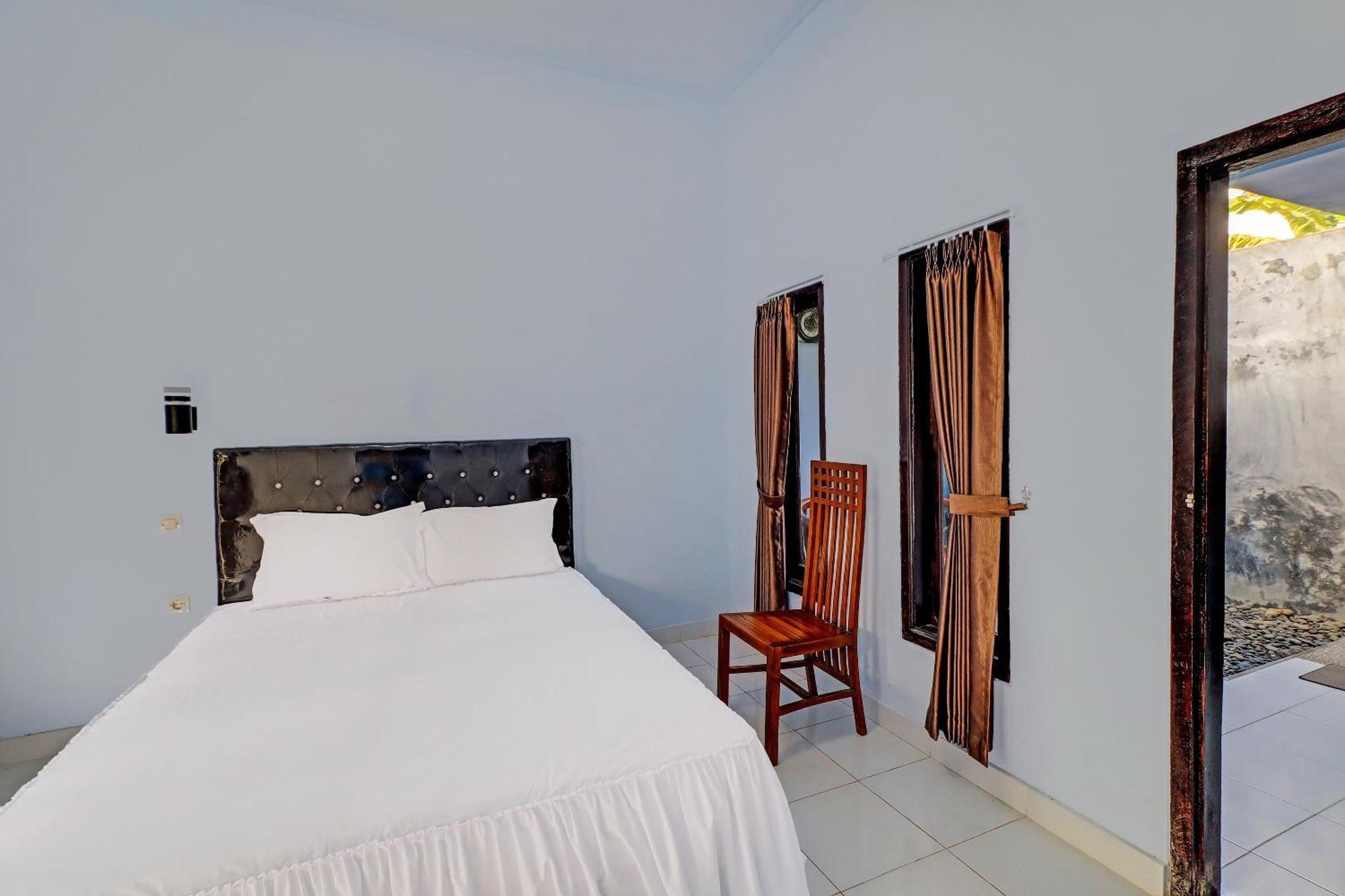 Oyo 92401 Hotel Mustika Negara  外观 照片