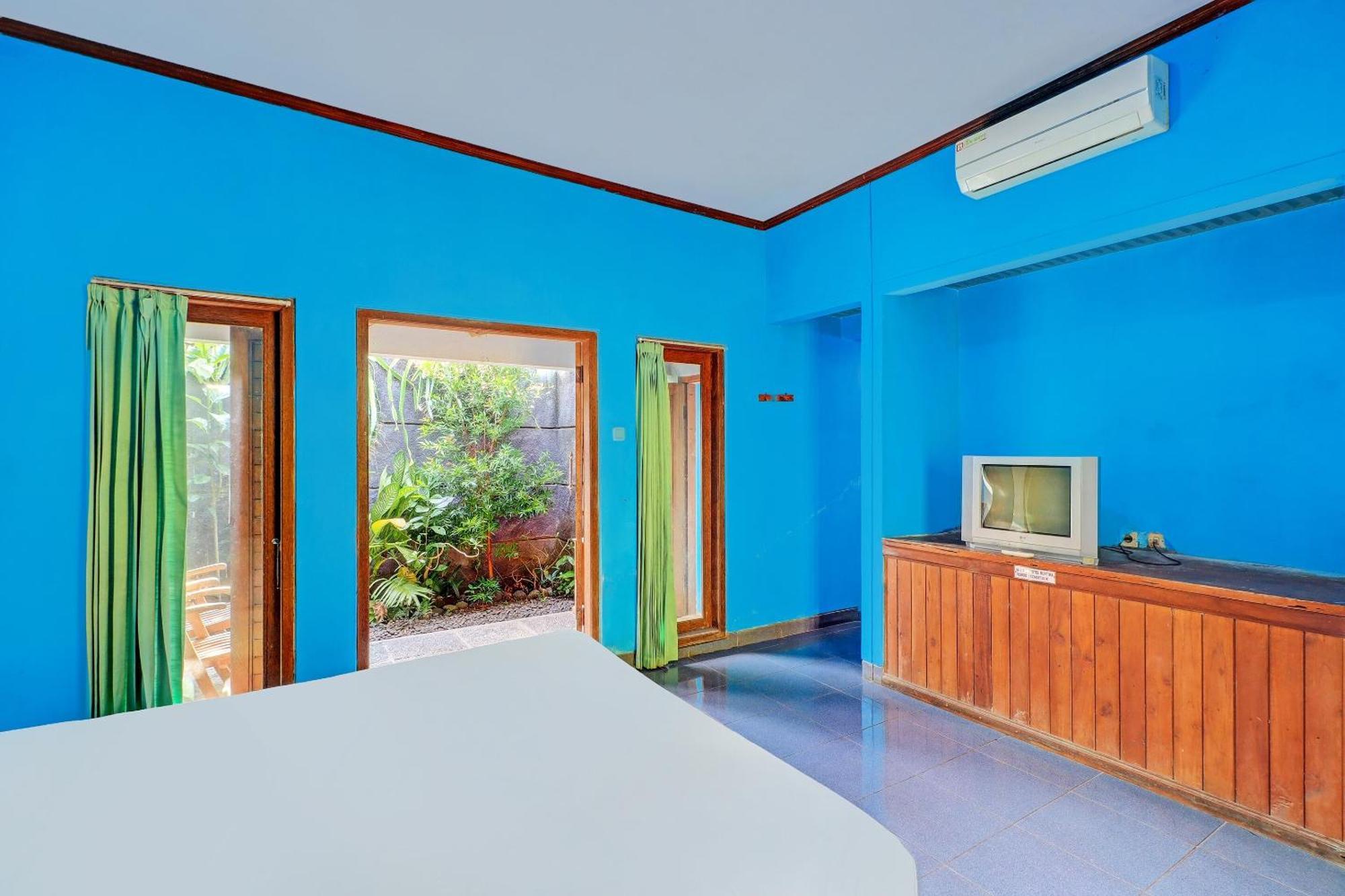 Oyo 92401 Hotel Mustika Negara  外观 照片